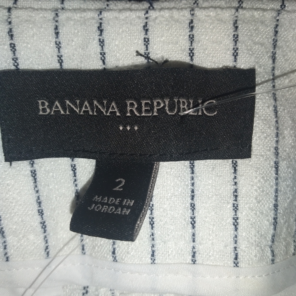 BANANA REPUBLIC SHORT - Picture 10 of 16
